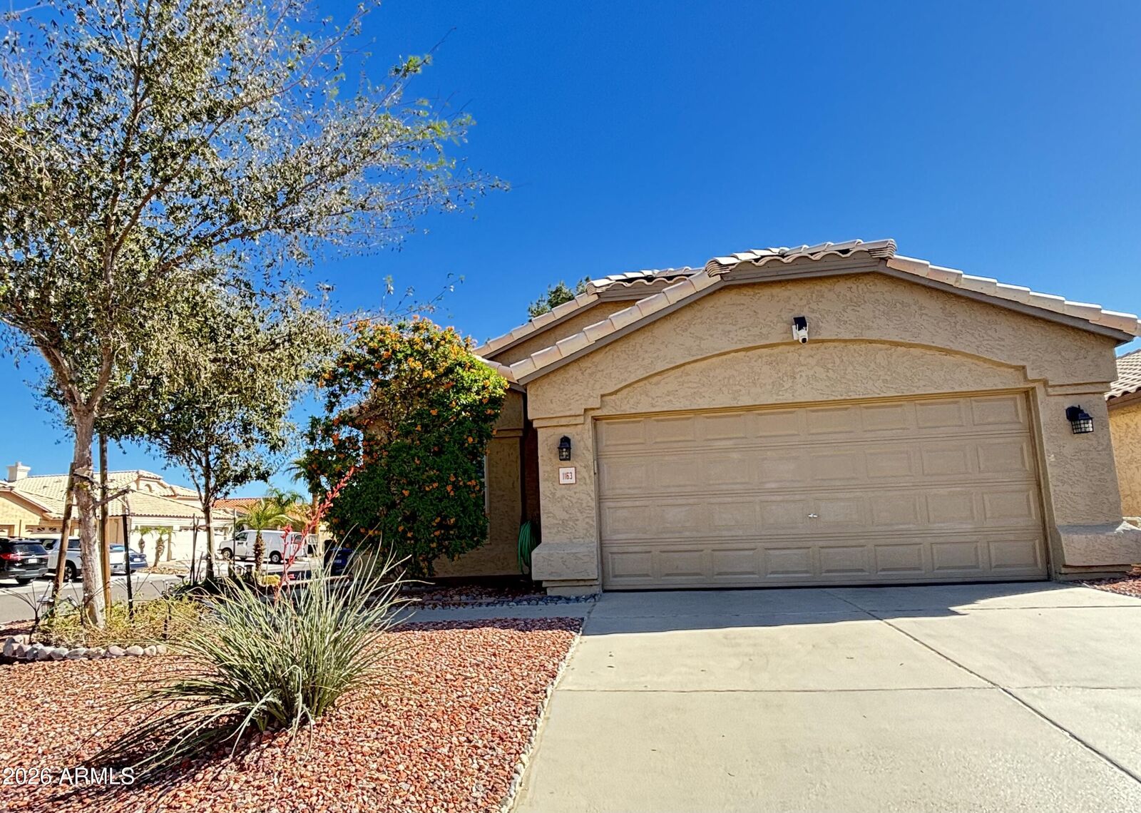Property Photo:  1163 S Pennington Drive  AZ 85286 