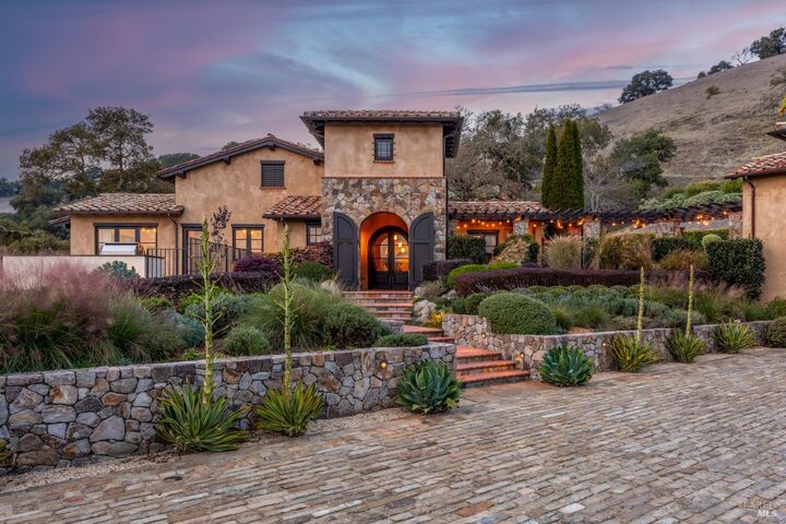 Property Photo: 5733 Cottage Ridge Road CA 95403