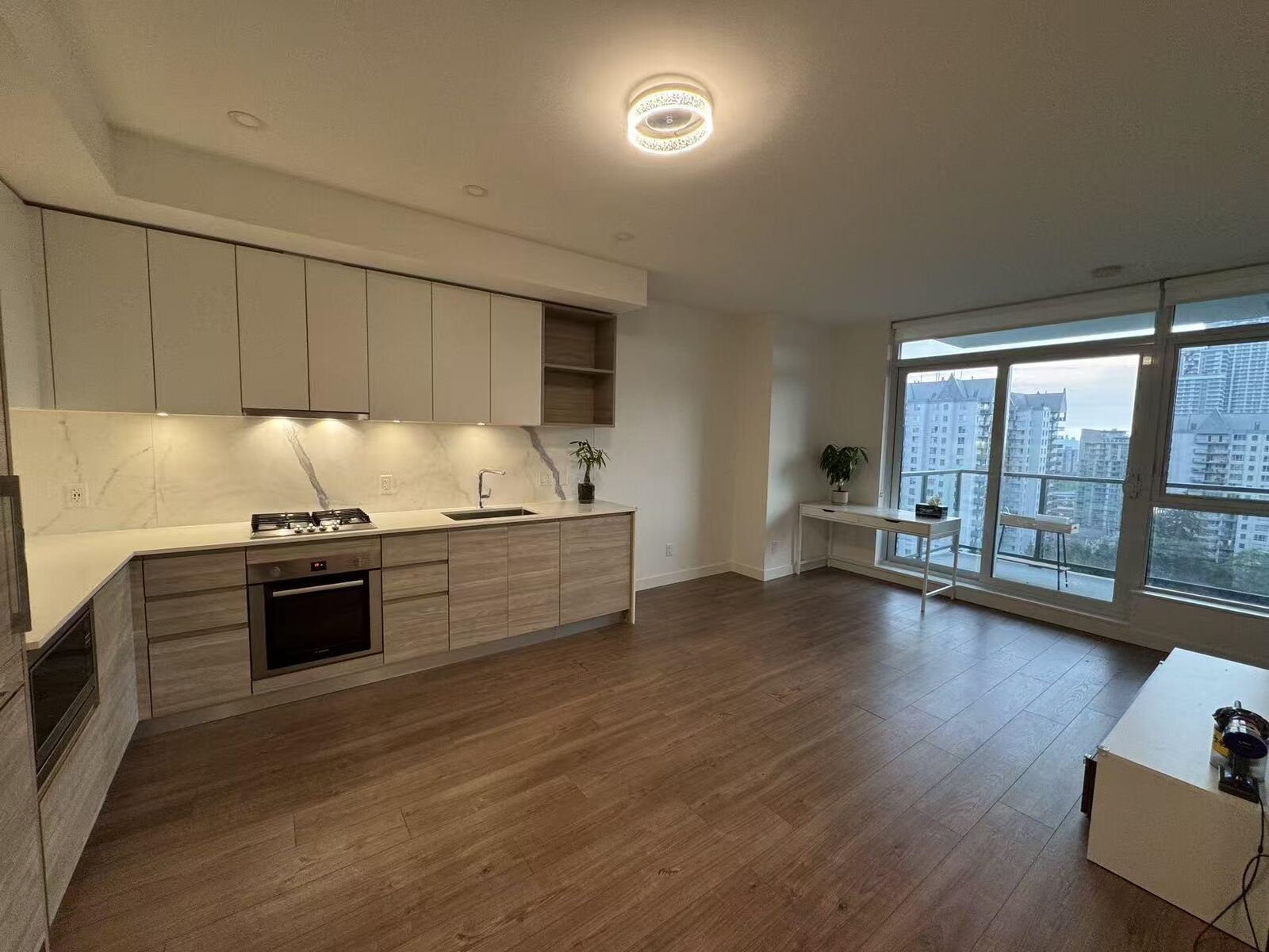 Property Photo:  595 Austin Ave 1307  BC V3K 0G7 