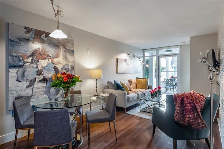 Property Photo:  210 W 13th Street 201  BC V7M 1N7 