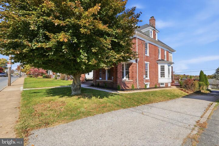 Property Photo:  515 S Main Street  PA 17356 