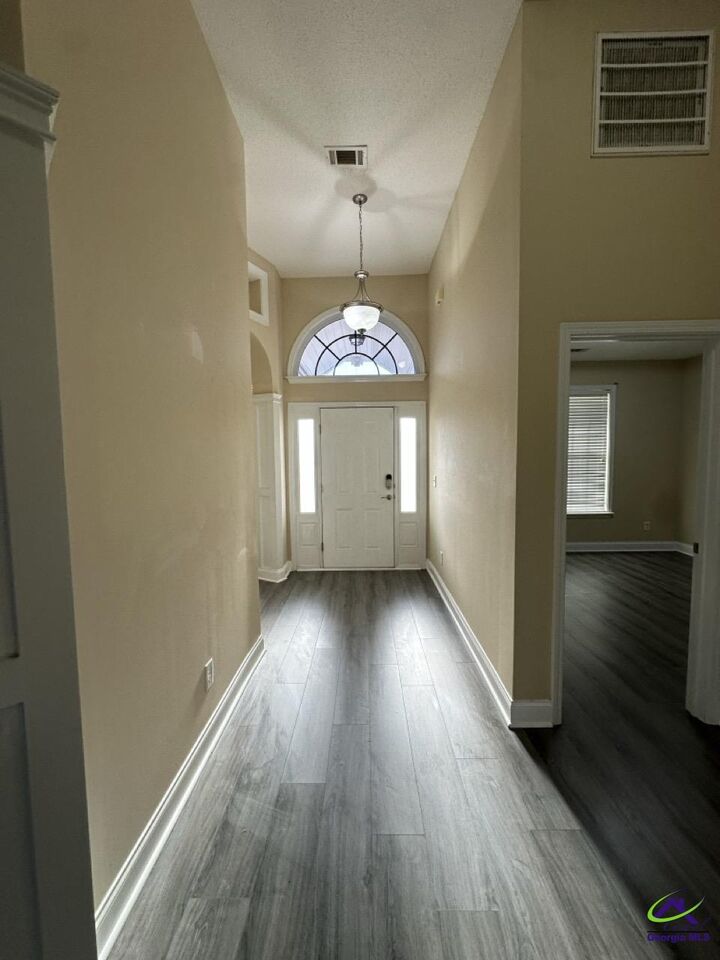 Property Photo: 106 Meyers Lake Drive GA 31008