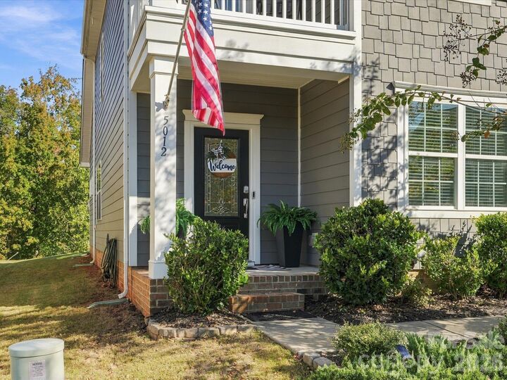 Property Photo:  5012 Lily Pond Circle  NC 28173 