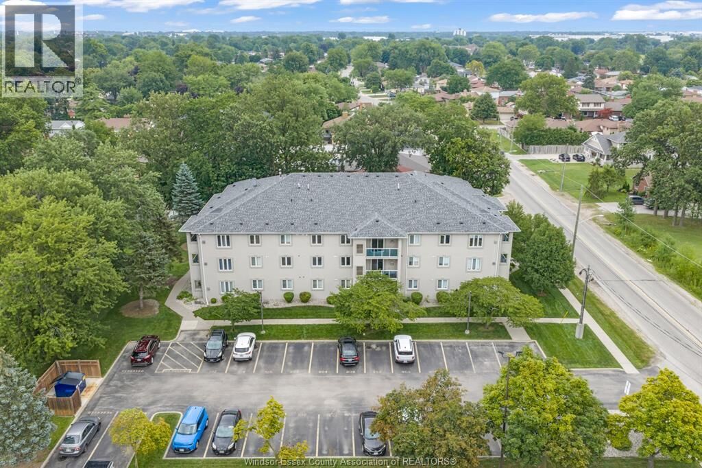 Property Photo:  4850 Grand Boulevard 306  ON N8T 3K9 