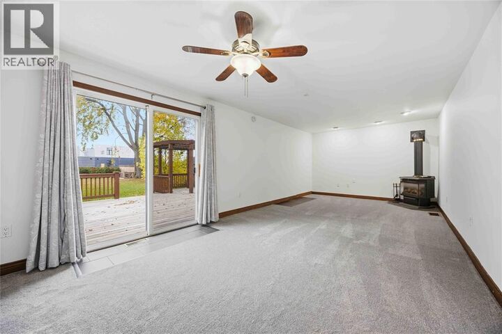 Property Photo:  197 Paget Street  ON N0N 1G0 