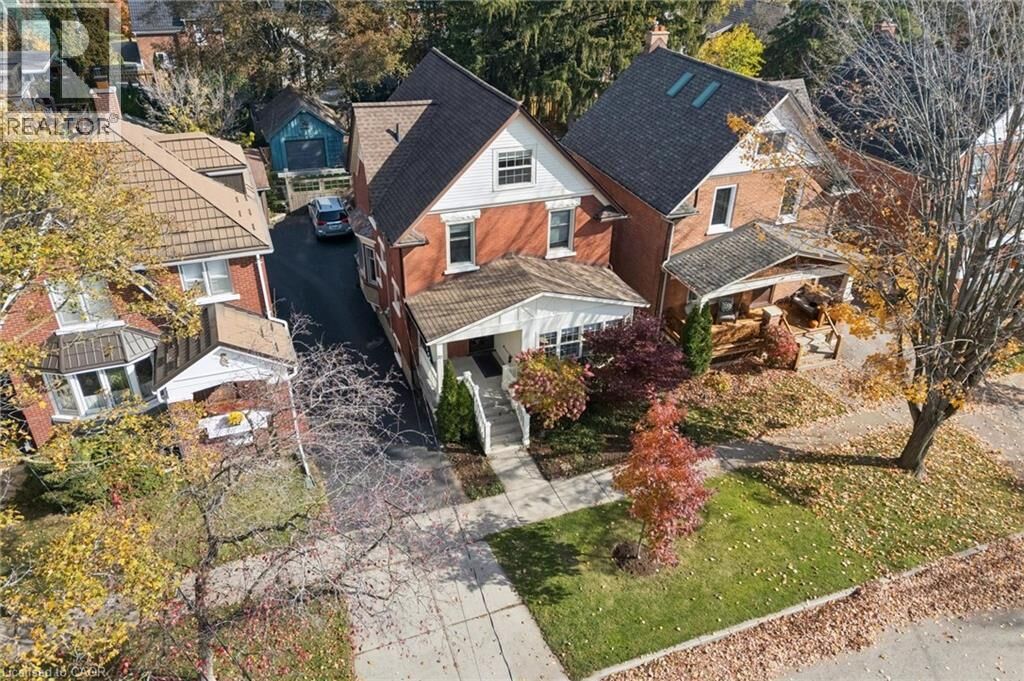 Property Photo:  70 Simeon Street  ON N2H 1S5 