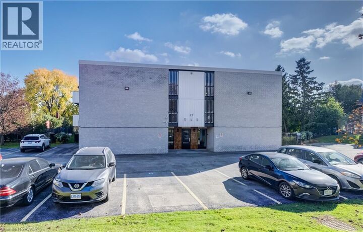 Property Photo:  24 Mooregate Crescent 202  ON N2M 2G1 