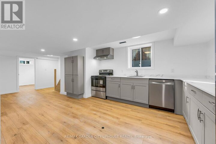 Property Photo:  15 Dexter Drive Basement  ON L3C 4B3 