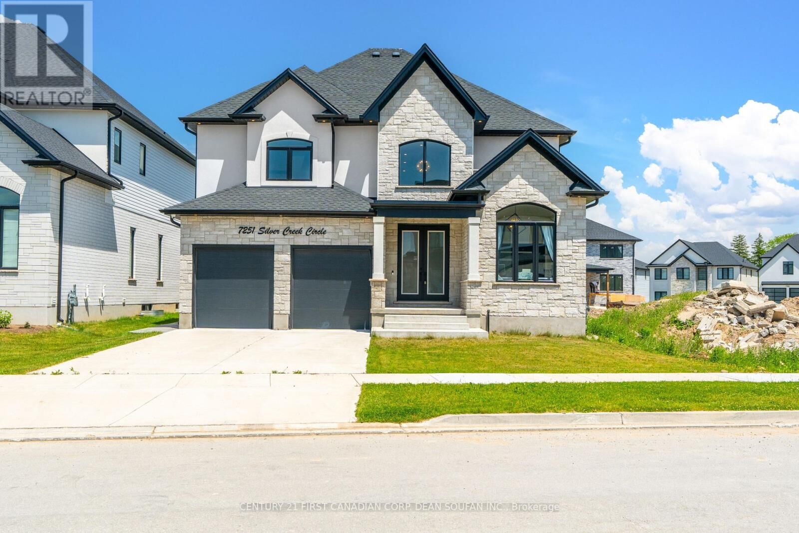 Property Photo:  7251 Silver Creek Circle  ON N6P 0G9 