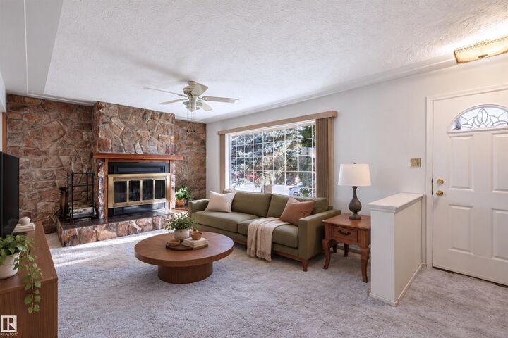 Property Photo:  13612 137 Street NW  AB T5L 2B3 