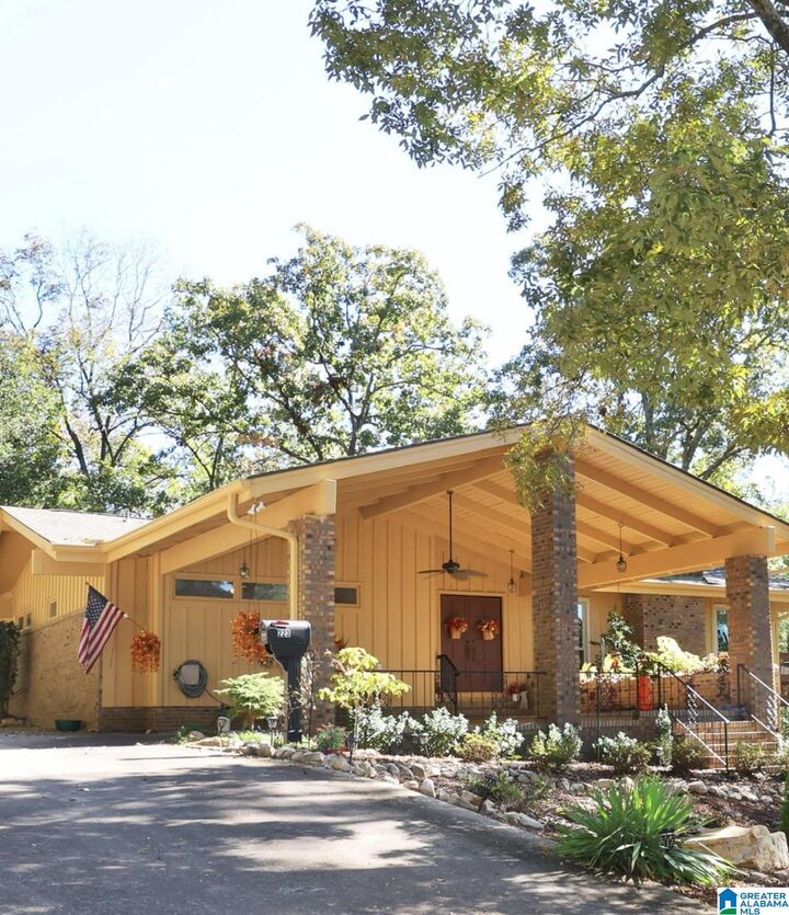 Property Photo:  223 Wildwood Road  AL 36207 