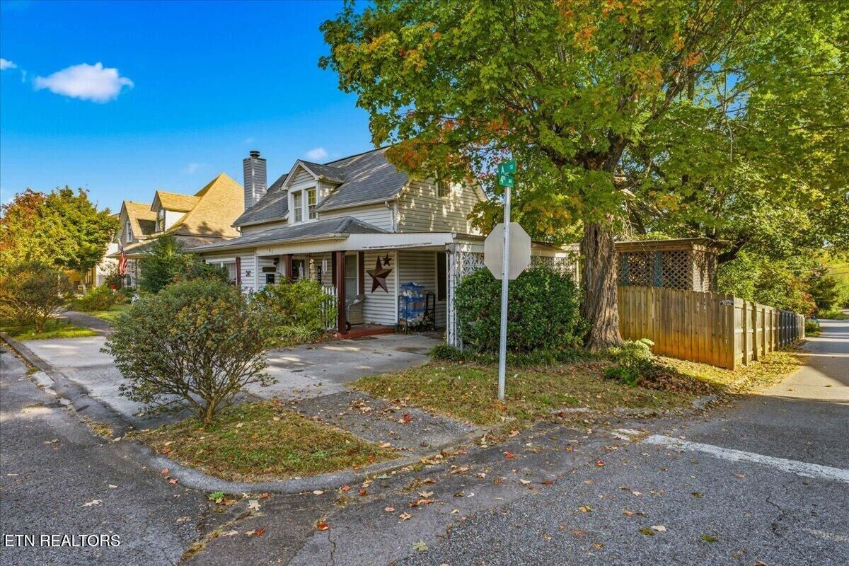 Property Photo:  501 N A St  TN 37771 