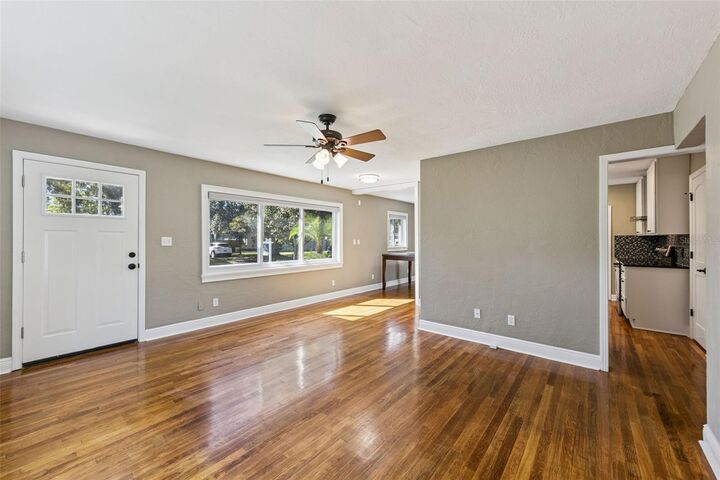 Property Photo: 3115 Hargill Drive FL 32806