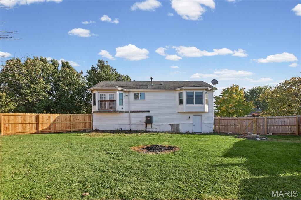 Property Photo:  43 Mallard Pointe Drive  MO 63368 