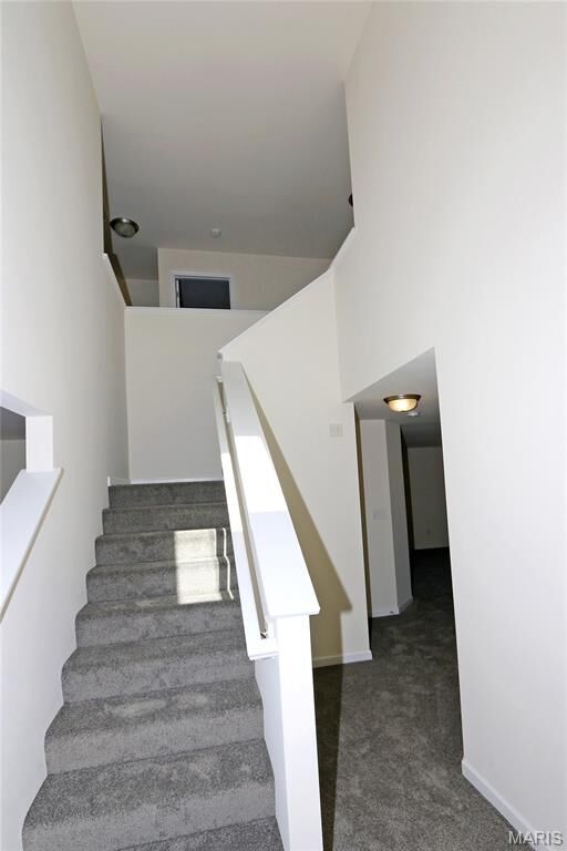 Property Photo: 5 Windrush Court MO 63366