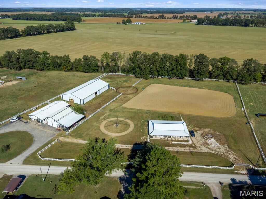 Property Photo: 20767 County Road 310 MO 63730