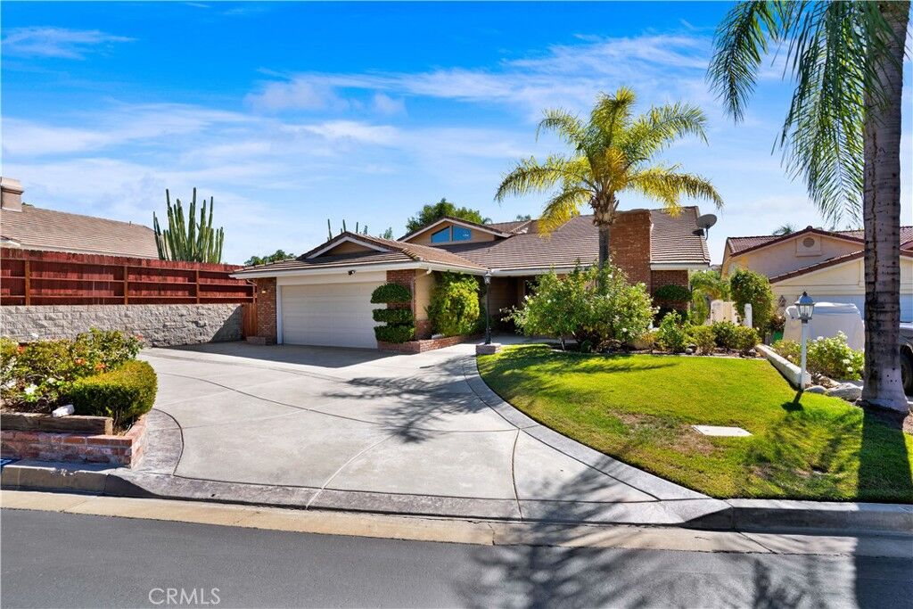 Property Photo:  22373 Boating Way  CA 92587 