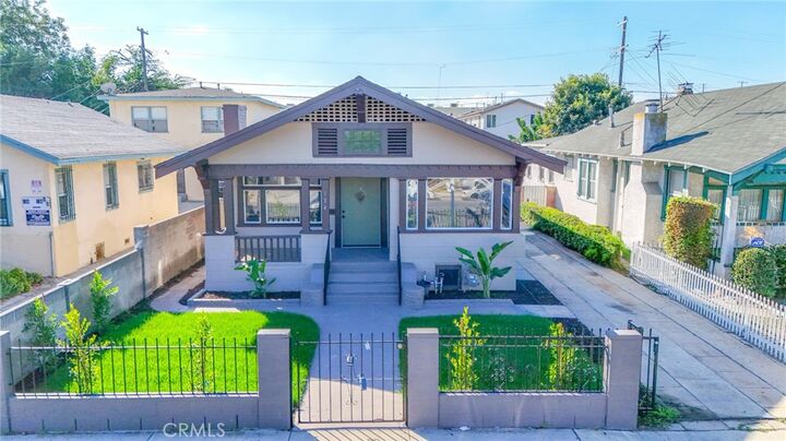 Property Photo: 134 E 56th CA 90011
