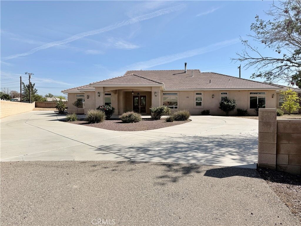 Property Photo: 14640 Choco Lane CA 92307