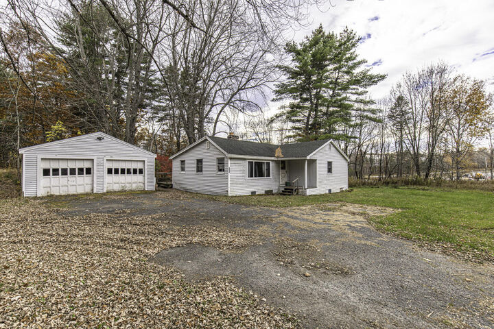 Property Photo:  2422 Broadway  ME 04401 