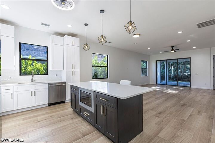 Property Photo:  1916 Jefferson Avenue  FL 33901 