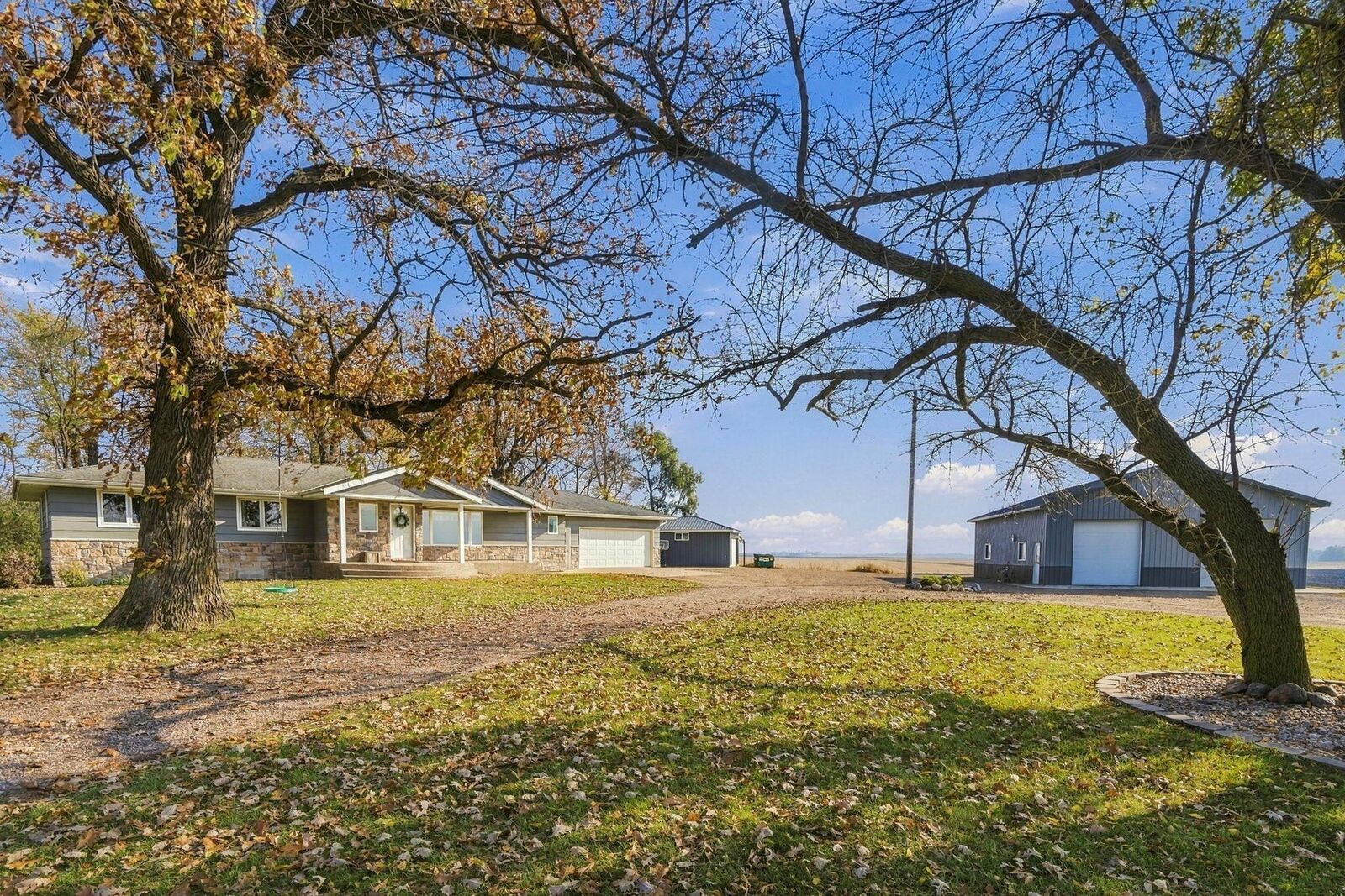 Property Photo:  12706 Eagle Avenue  MN 55336 
