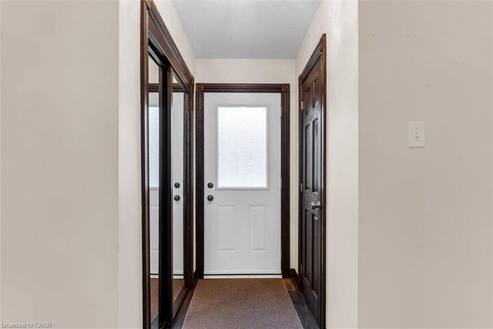 Property Photo:  34 Dynasty Avenue 36  ON L8G 5C8 