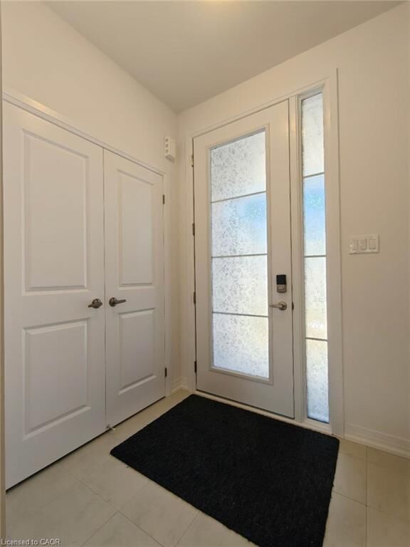 Property Photo:  461 Jack Wilford Way  ON N4S 0G4 