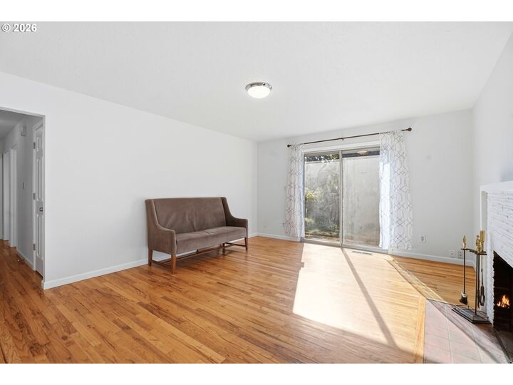Property Photo:  4304 SE Fieldcrest Dr  OR 97222 