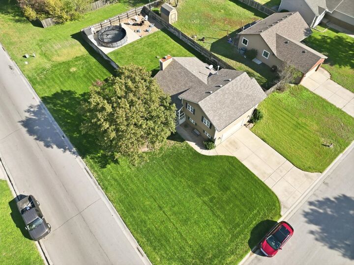 Property Photo: 904 Stetson Cir KS 67101-9693