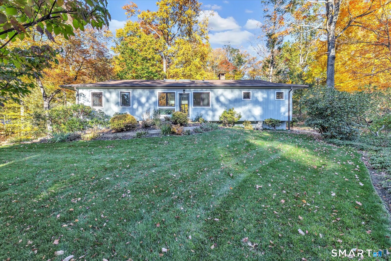 Property Photo:  789 Donna Drive  CT 06477 