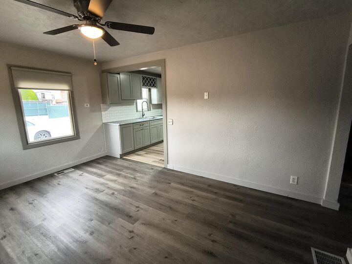 Property Photo: 3725 N Regal St WA 99207
