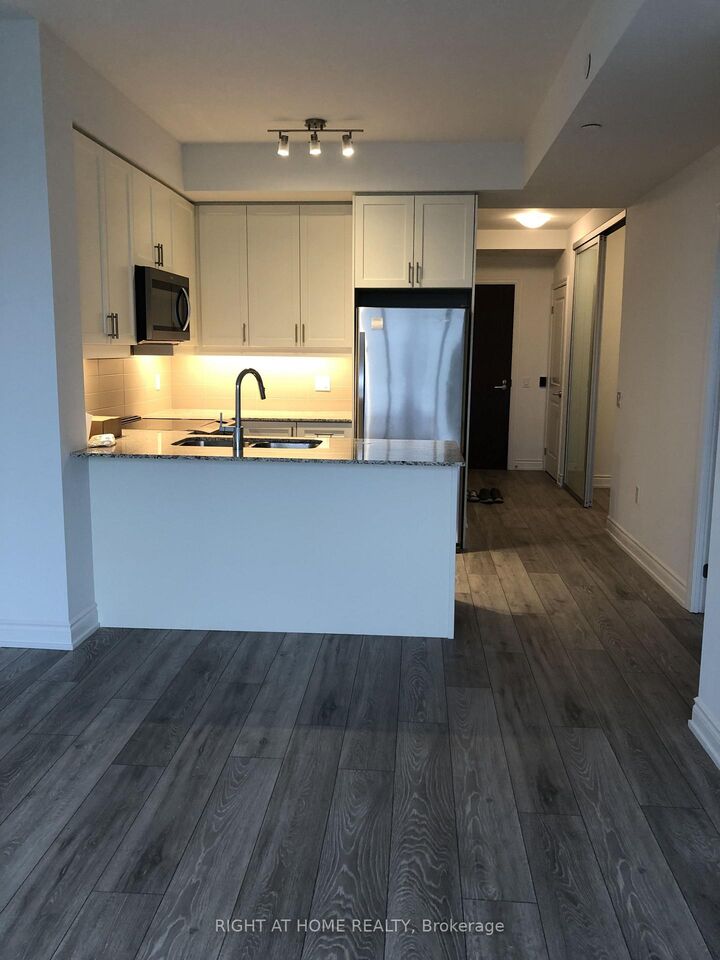 Property Photo:  1050 Main Street E 309  ON L9T 6H7 