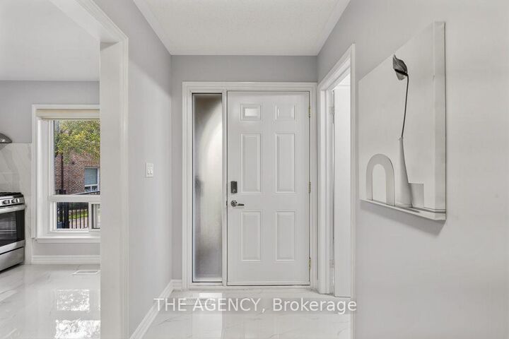 Property Photo:  1 Wootten Way S 32  ON L3P 3H7 