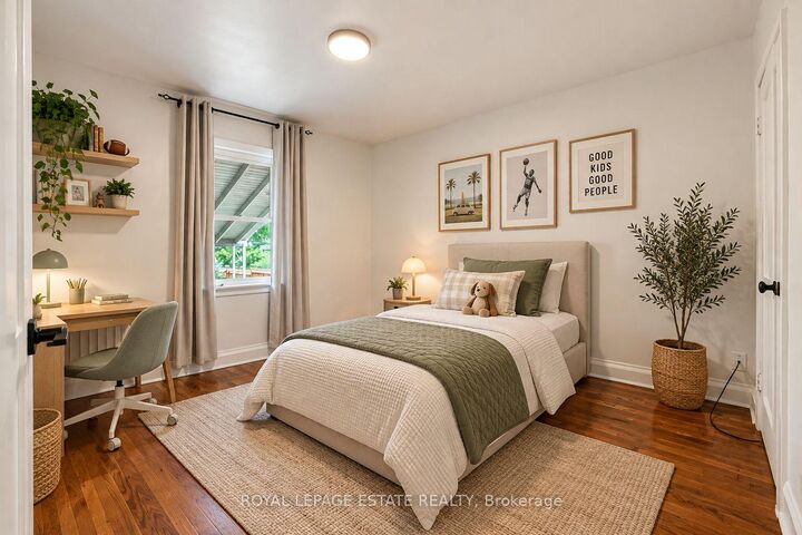 Property Photo:  17 Arden Crescent Upper  ON M1L 3R6 