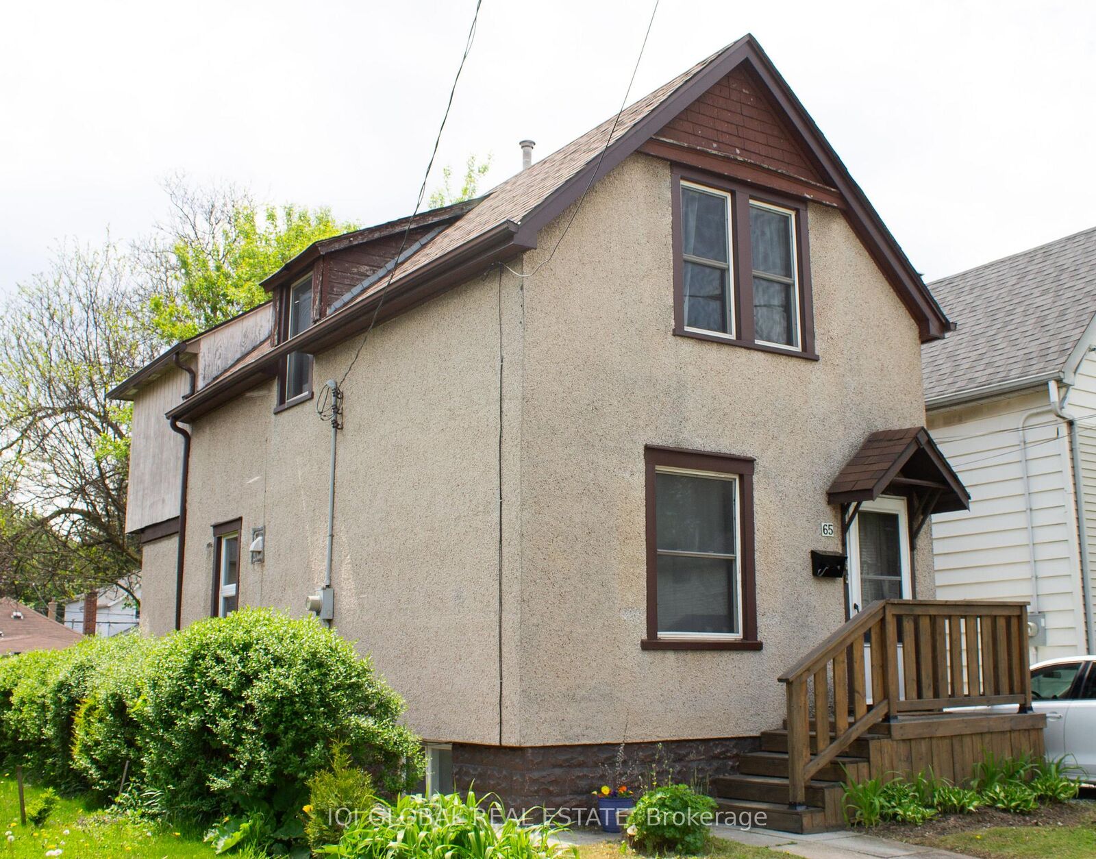 Property Photo: 65 Holmes Avenue ON L8S 2K8