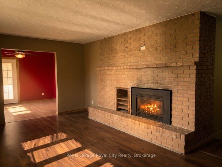 Property Photo:  5068 Wellington Road 29 Road  ON N1H 6H8 