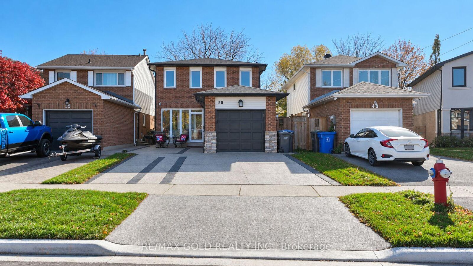 Property Photo: 50 Stephensen Court ON L6V 3X8