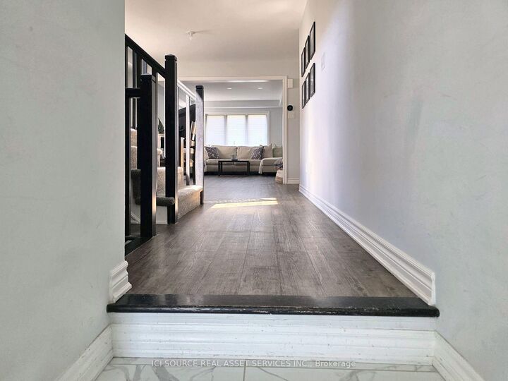 Property Photo:  130 Lanceleaf Way  ON K2S 1E7 