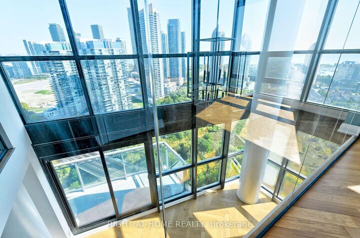 Property Photo:  155 Legion Road N 2704  ON M8Y 0A7 