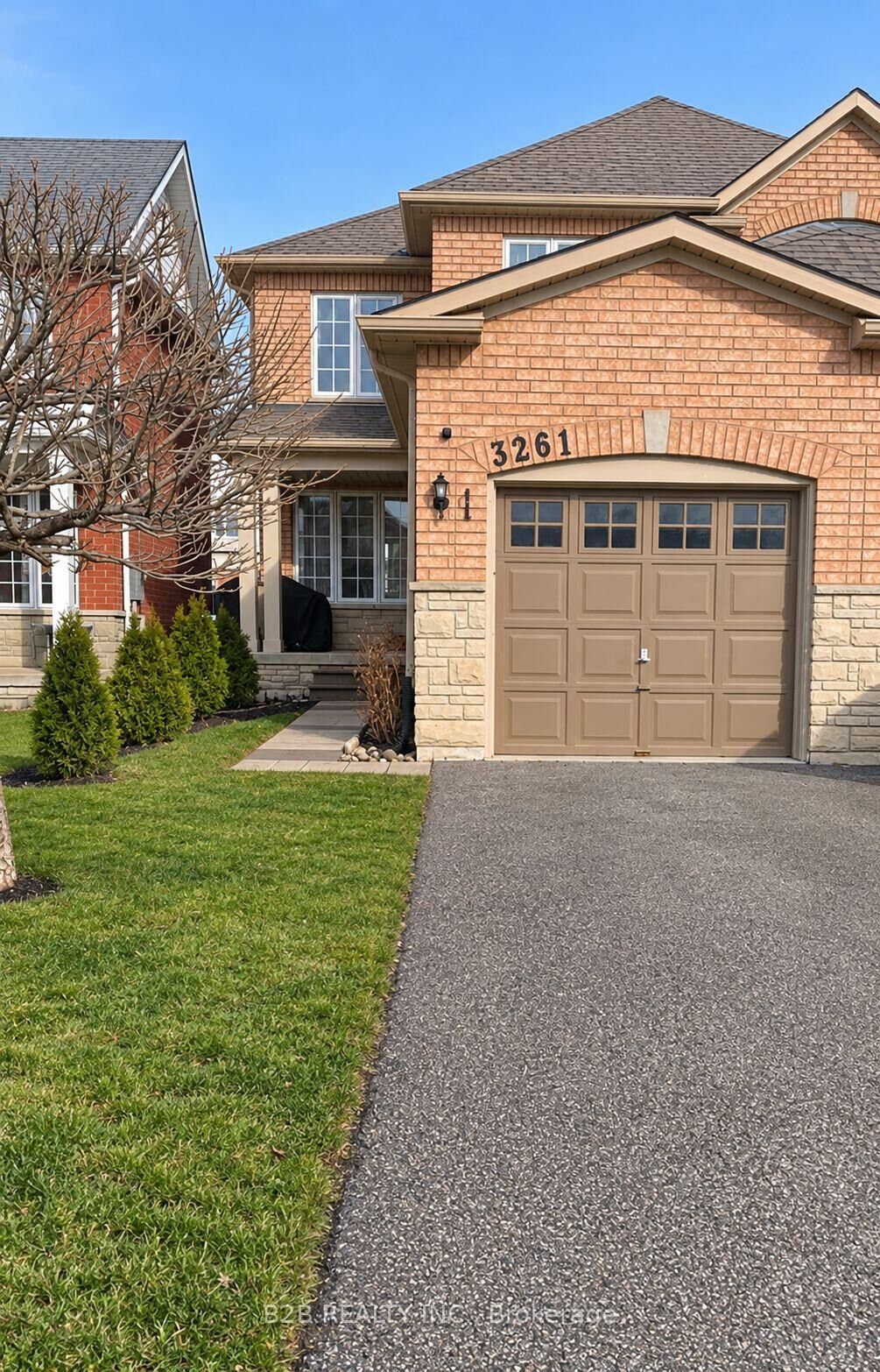 Property Photo:  3261 Apricot Street  ON L5N 8B1 