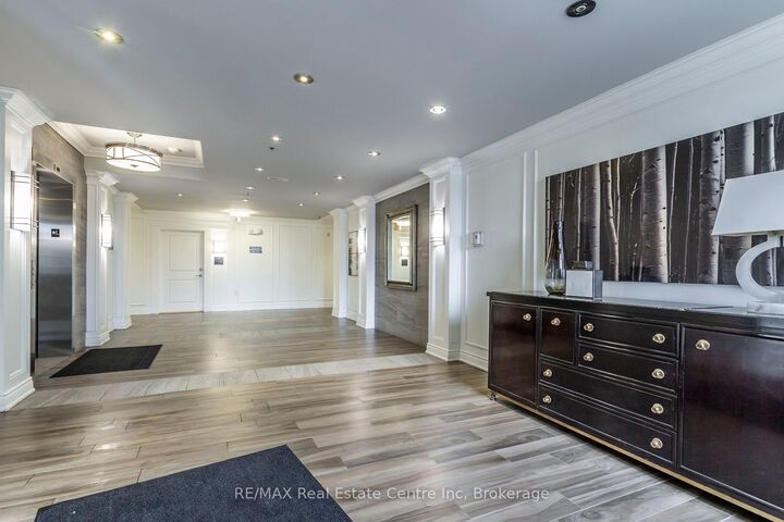 Property Photo:  1440 Gordon Street 18  ON N1L 1C8 