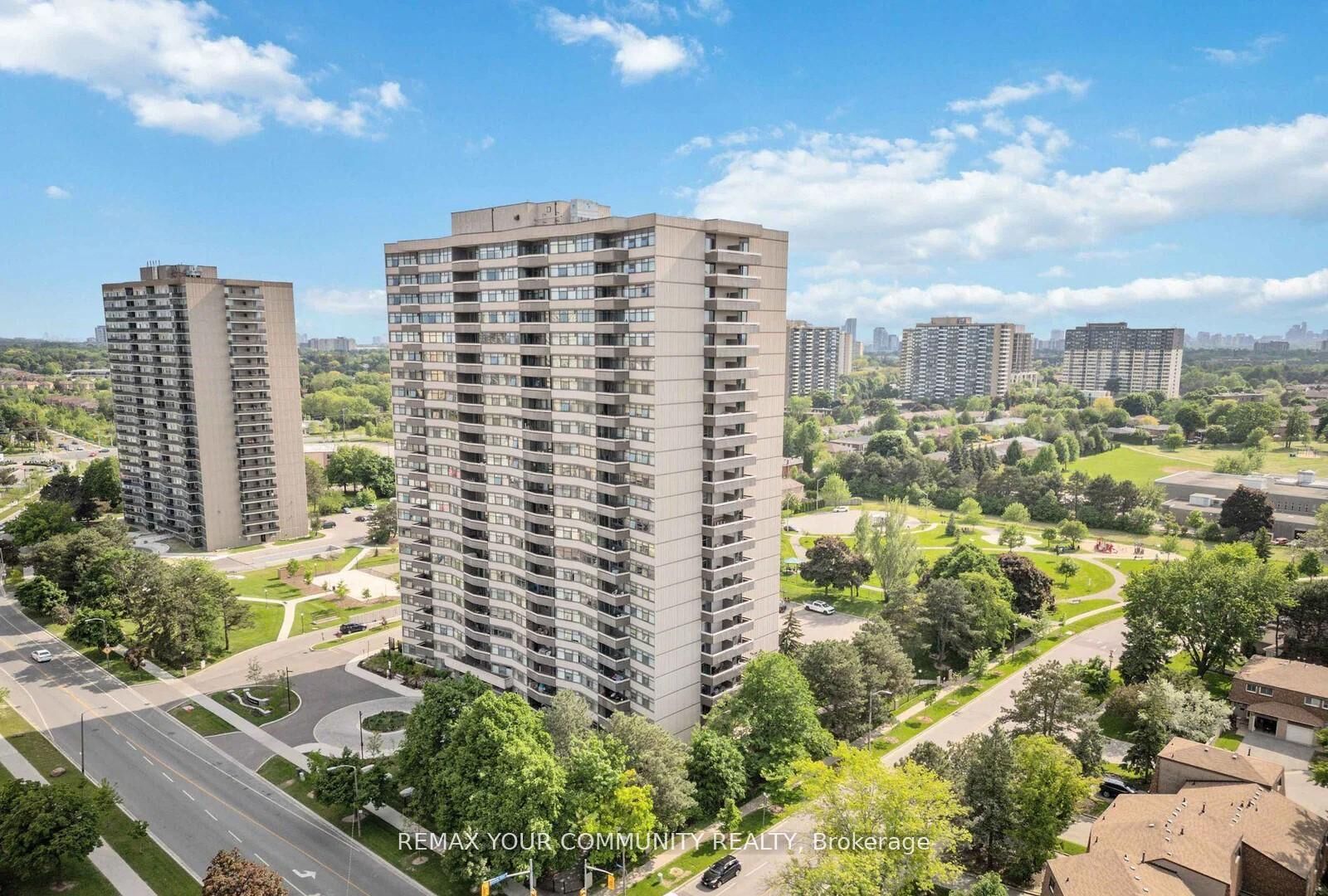 Property Photo:  3131 Bridletowne Circle 103  ON M1W 2S9 
