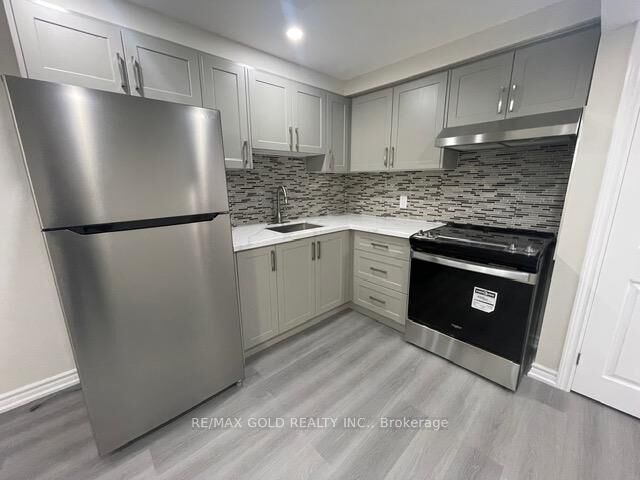 Property Photo:  48 Andress Way Main Floor Plus Basement  ON L3S 0E9 