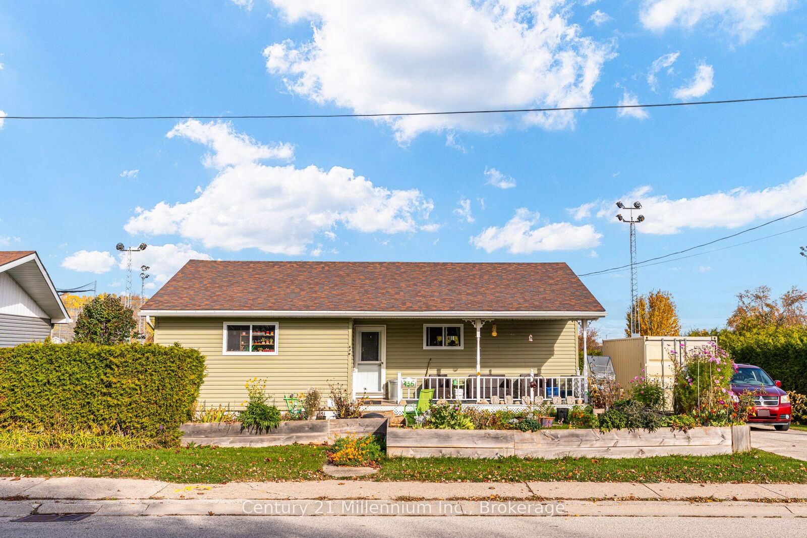 Property Photo:  436 George Street  ON N0H 2T0 