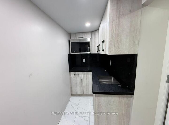 Property Photo:  42 Russell Creek Drive  ON L6R 3Y9 