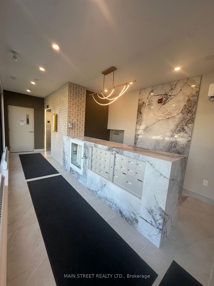 Property Photo:  52 Prospect Street 201  ON L3Y 3S9 