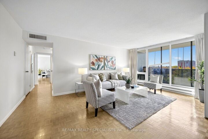Property Photo:  61 Richview Road 609  ON M9A 4B5 