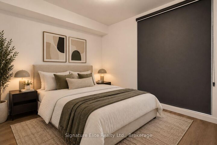 Property Photo:  109 Vaughan Road 701  ON M6C 0B1 