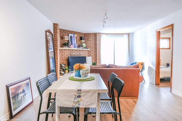 Property Photo: 4011 Bishopstoke Lane ON L4Z 1H9